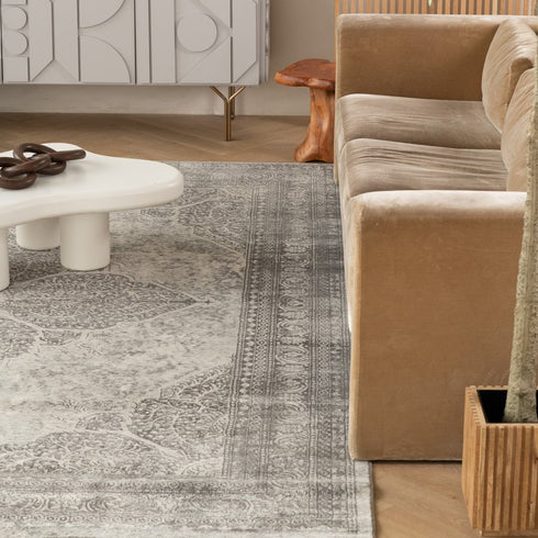 2' X 4' Gray Distressed Medallion Area Rug